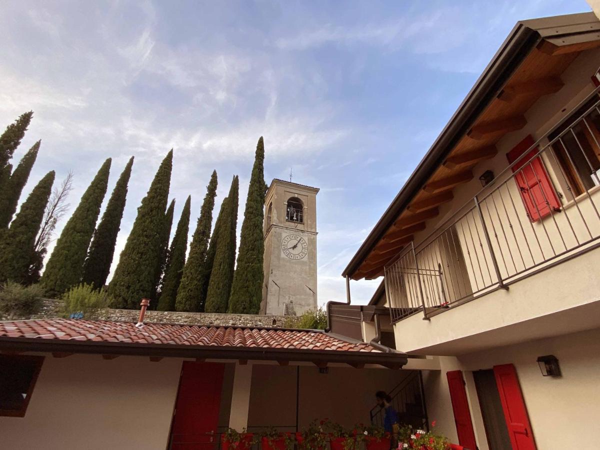 La Volpe Rossa Rooms And Apartments San Felice del Benaco Extérieur photo