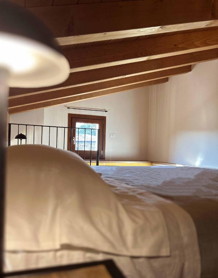La Volpe Rossa Rooms And Apartments San Felice del Benaco Extérieur photo